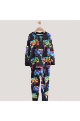 Пижами и халати